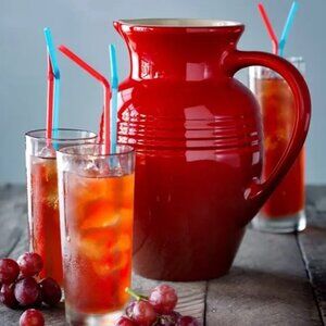 Le Creuset RARE Stoneware Pitcher in Cerise NEW no tags 2 qt 11" height